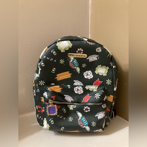 Purses 👜 - Picture 4 of 16